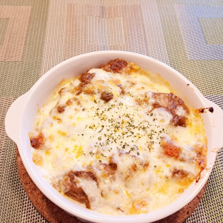 カレーをリメイク！ボリュームたっぷりカレードリア